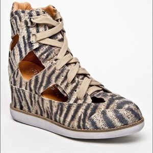 Pauda Jeffrey Campbell wedge sneaker